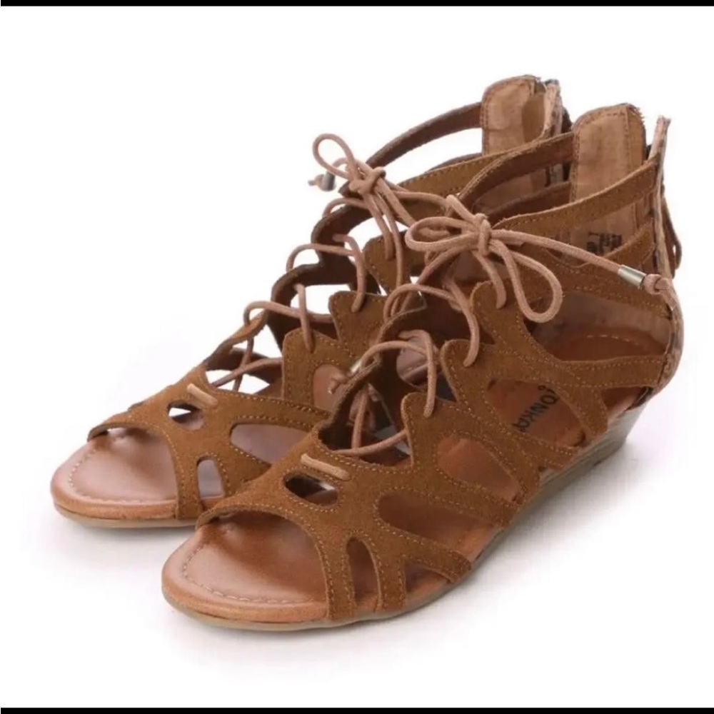 New Minnetonka Merida II Suede Gladiator Sandal